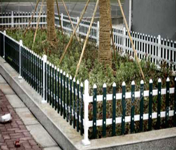 草坪護(hù)欄